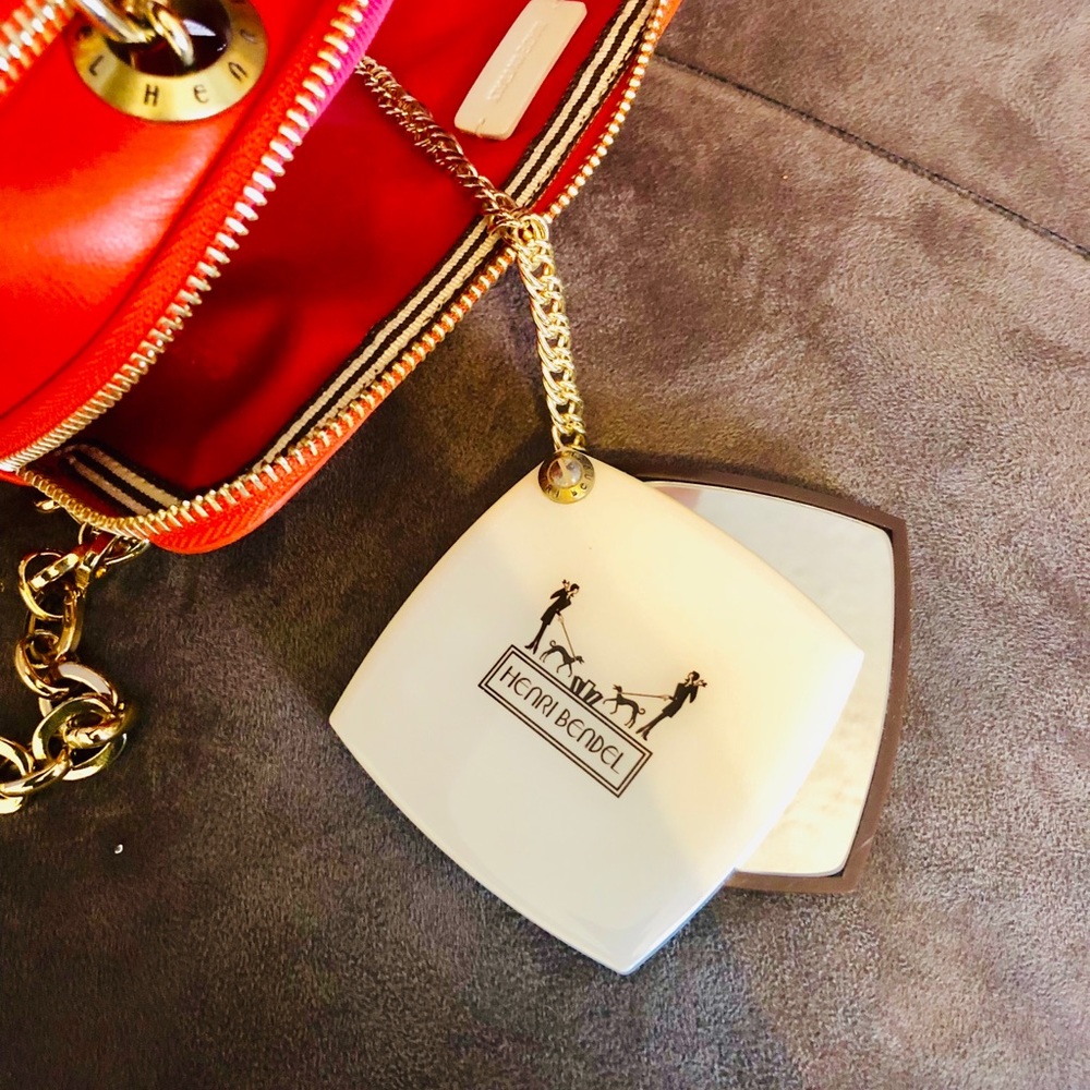 ❌SOLD❌Henri Bendel Handbag - Picture 8 of 8